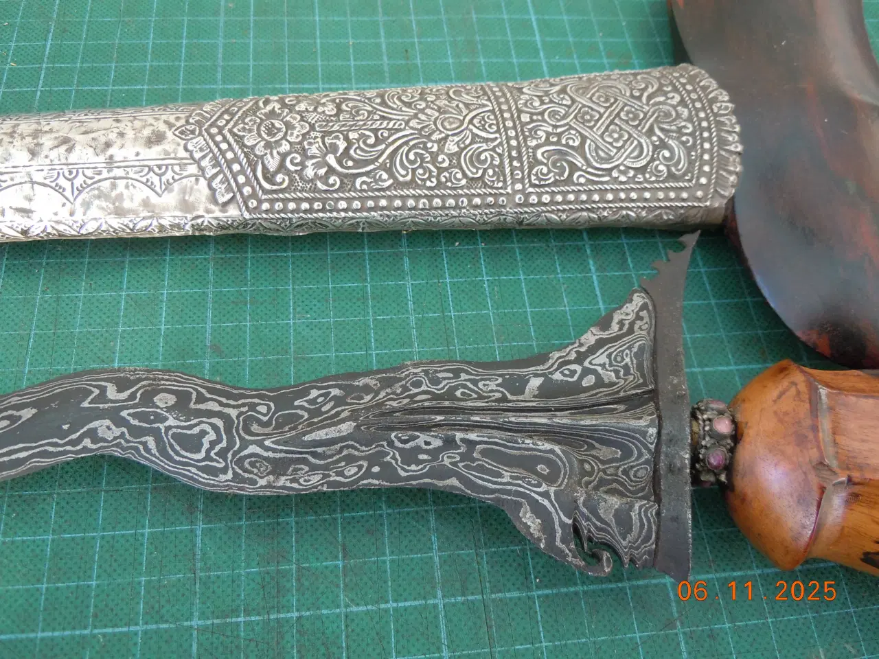 Billede 9 - Dolke og knive, alverdens typer.