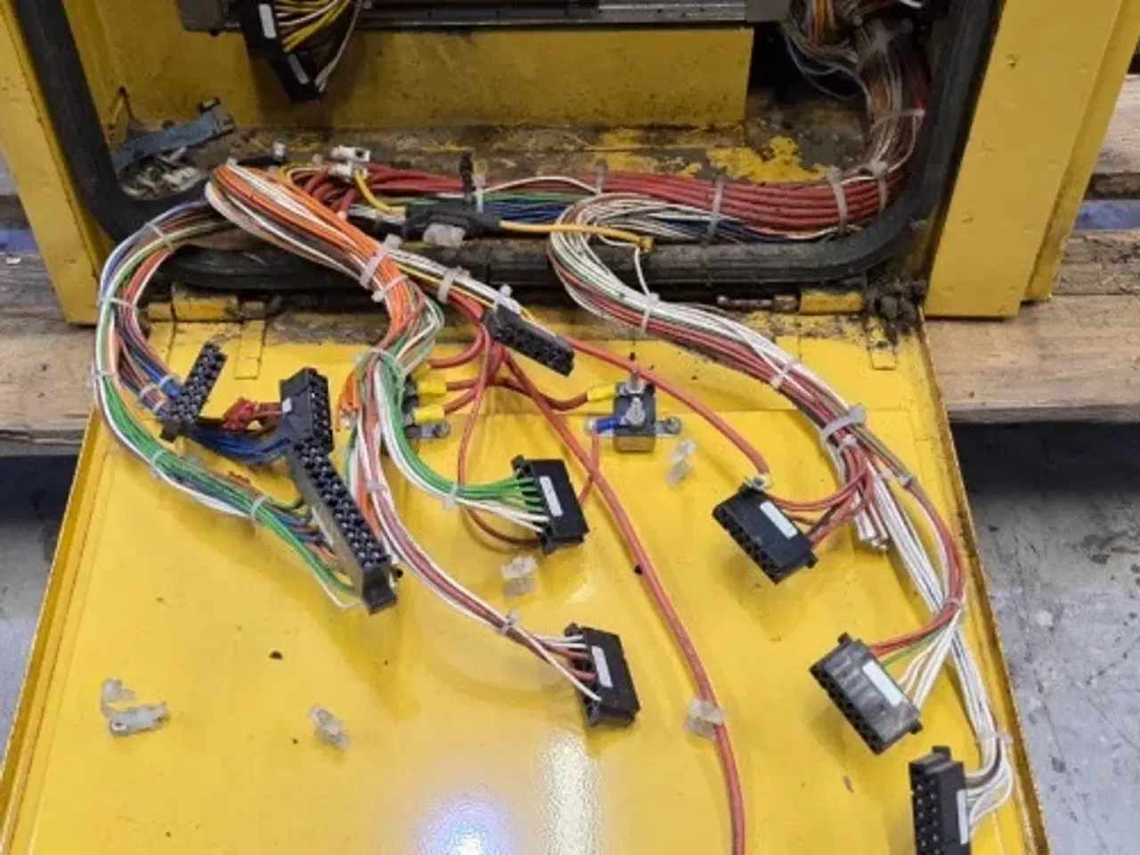 Billede 13 - New Holland TX68 Kassepanel 84001523