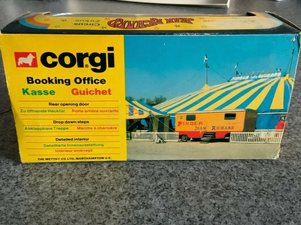 Billede 8 - Corgi Toys No. 426 Chevrolet Van. scale 1:36