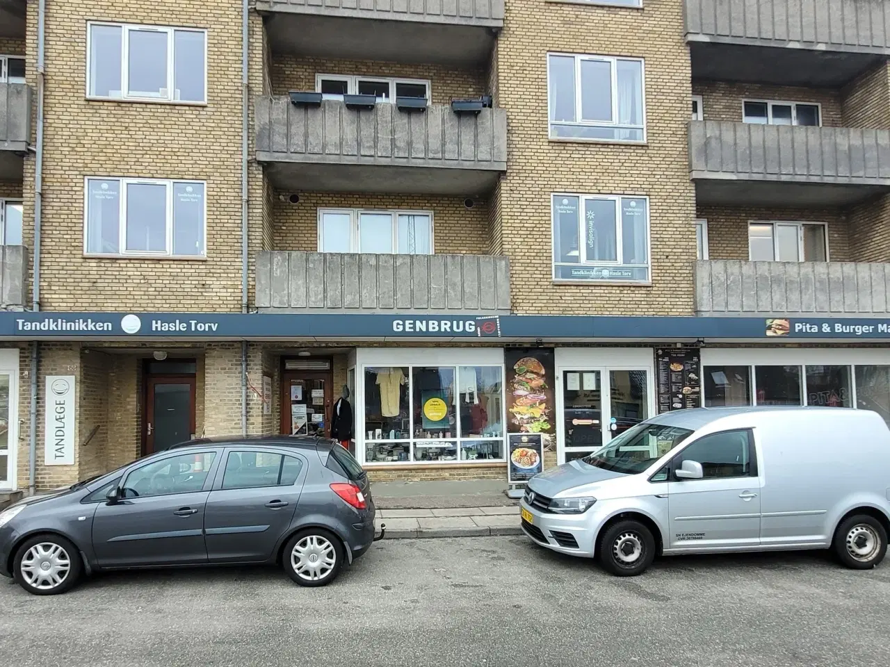 Billede 2 - Butikslokale til leje på Viborgvej 150 - fri kundeparkering foran butik
