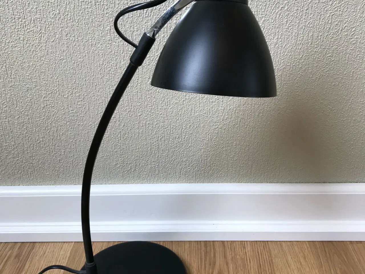 Billede 1 - Sort bordlampe