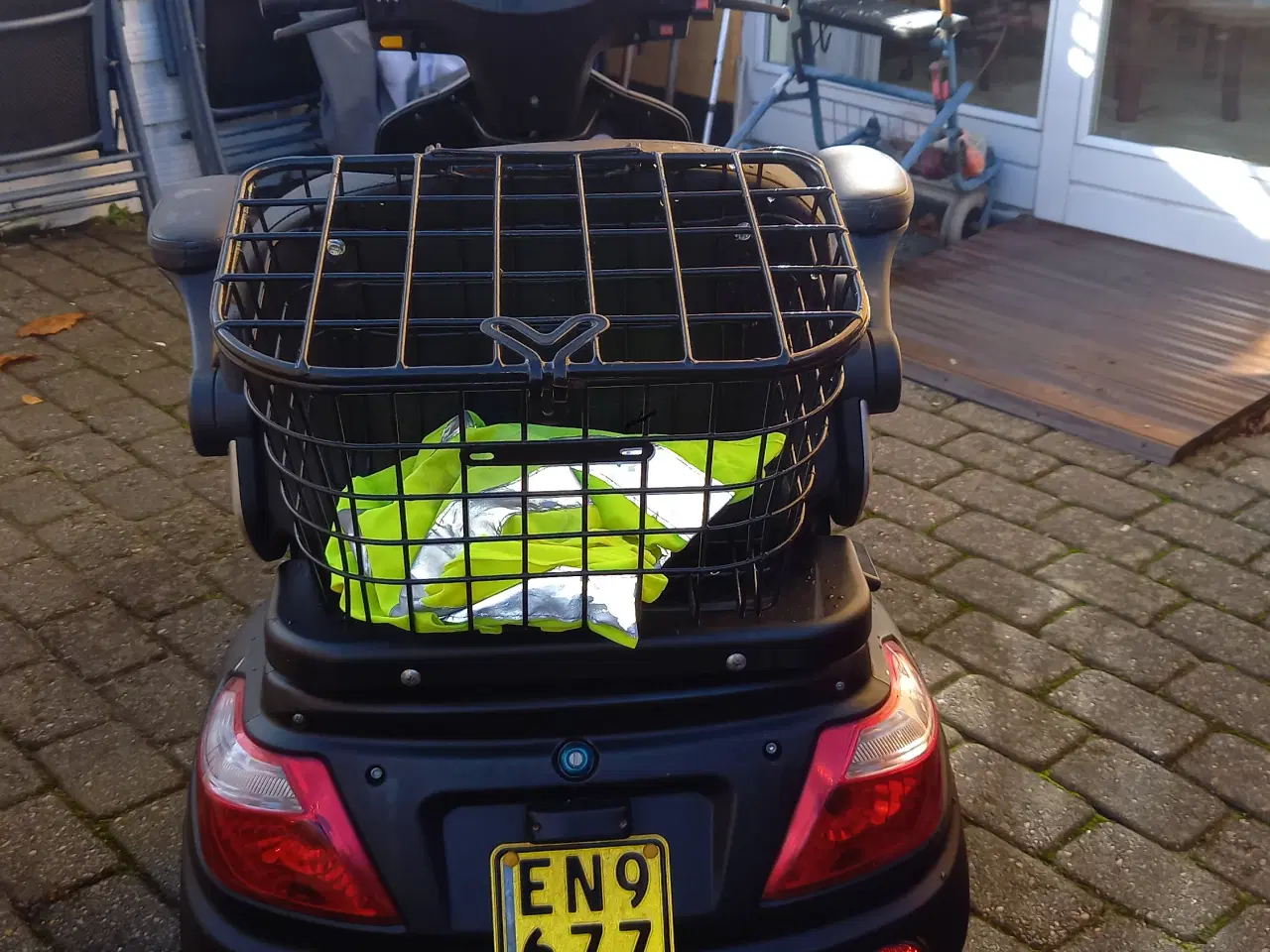 Billede 2 - El-scooter kun let brugt