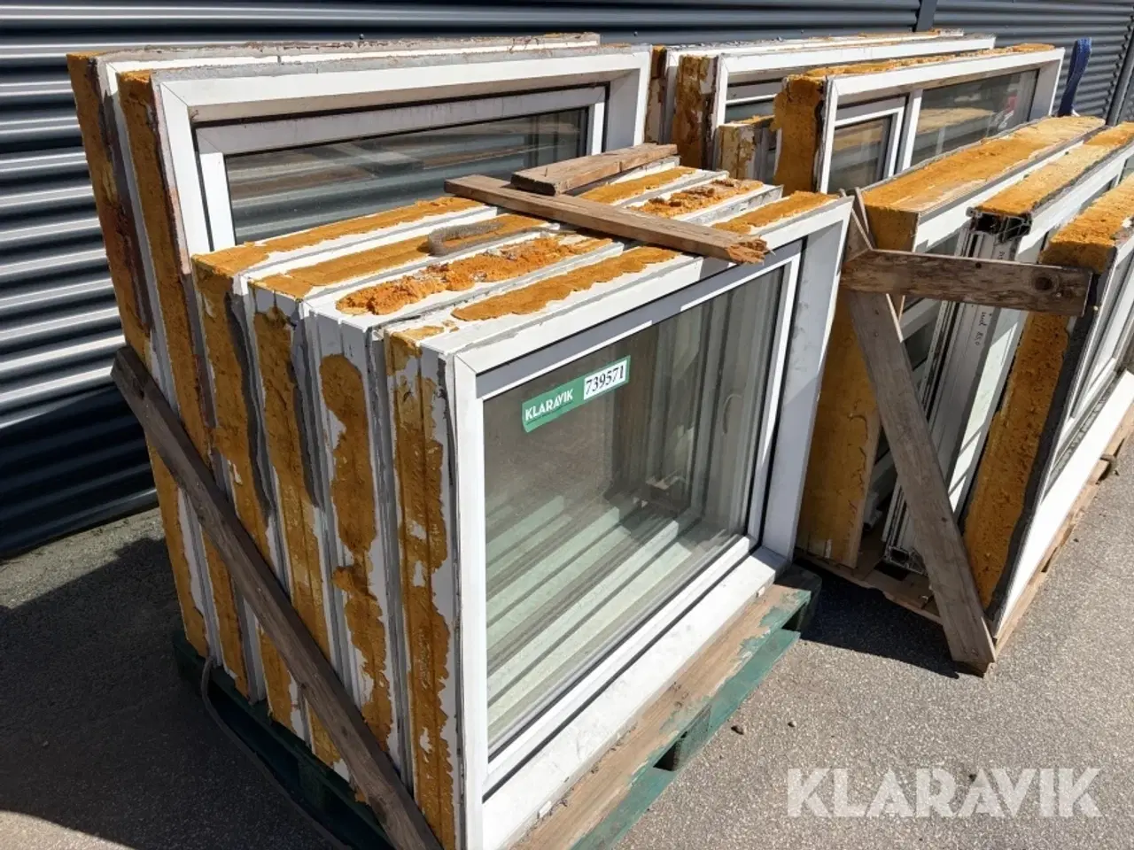 Billede 6 - Vinduer og døre plast 16 styk