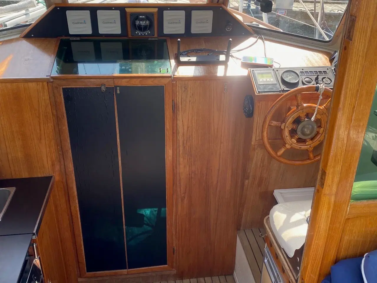 Billede 10 - Velholdt Mascot 28 motorsejler – sejlklar