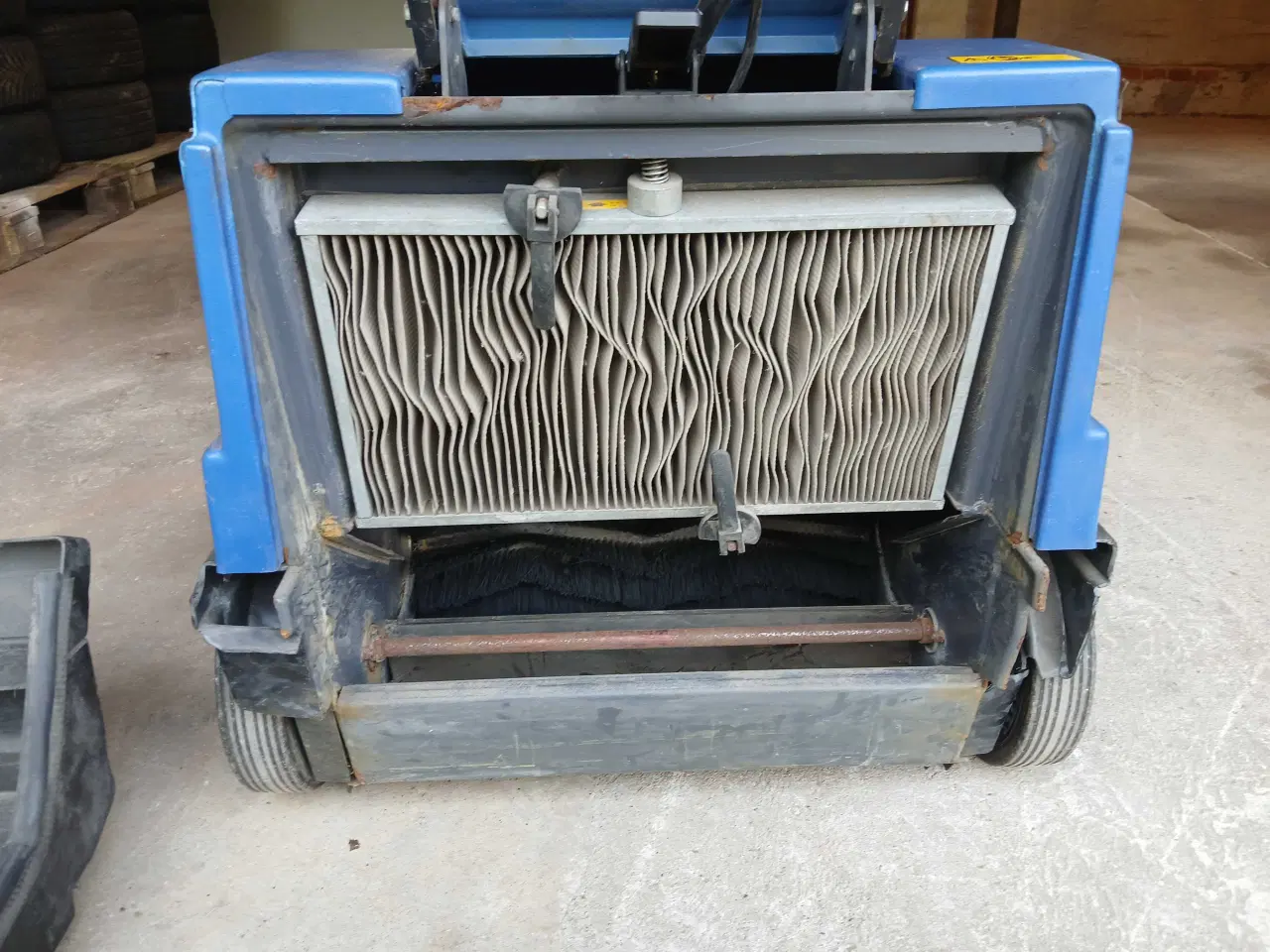 Billede 7 - nilfisk-Alto fejemaskine