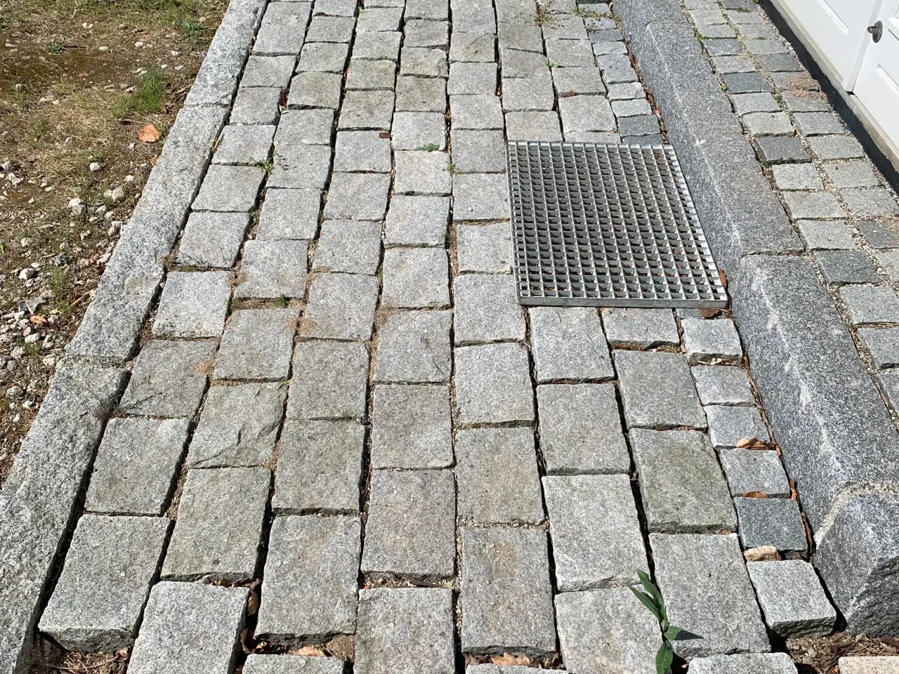 Billede 7 - Kløvede granit brosten -  lys grå (G603)