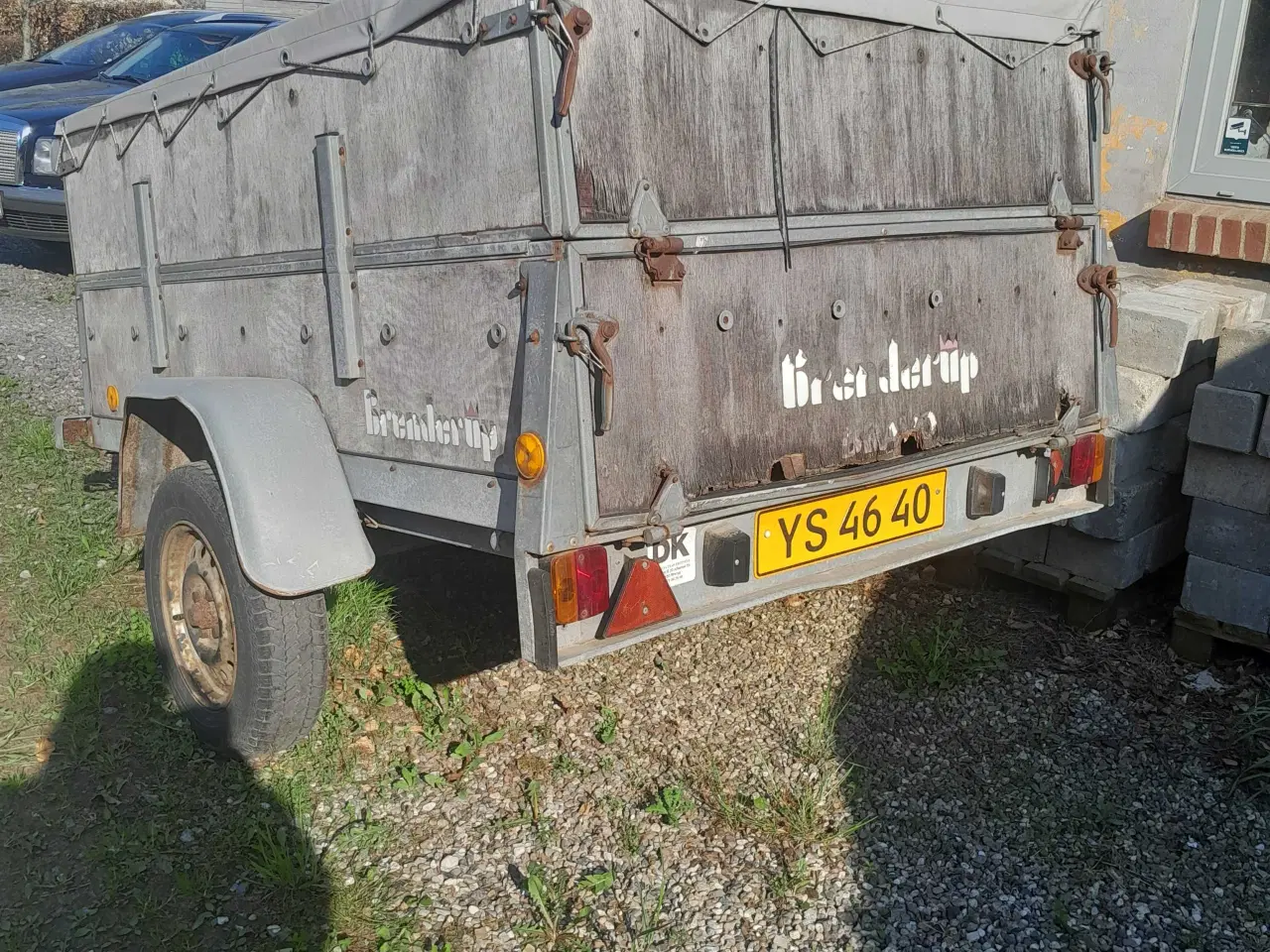 Billede 3 - Trailer med metalbund og ny presenning
