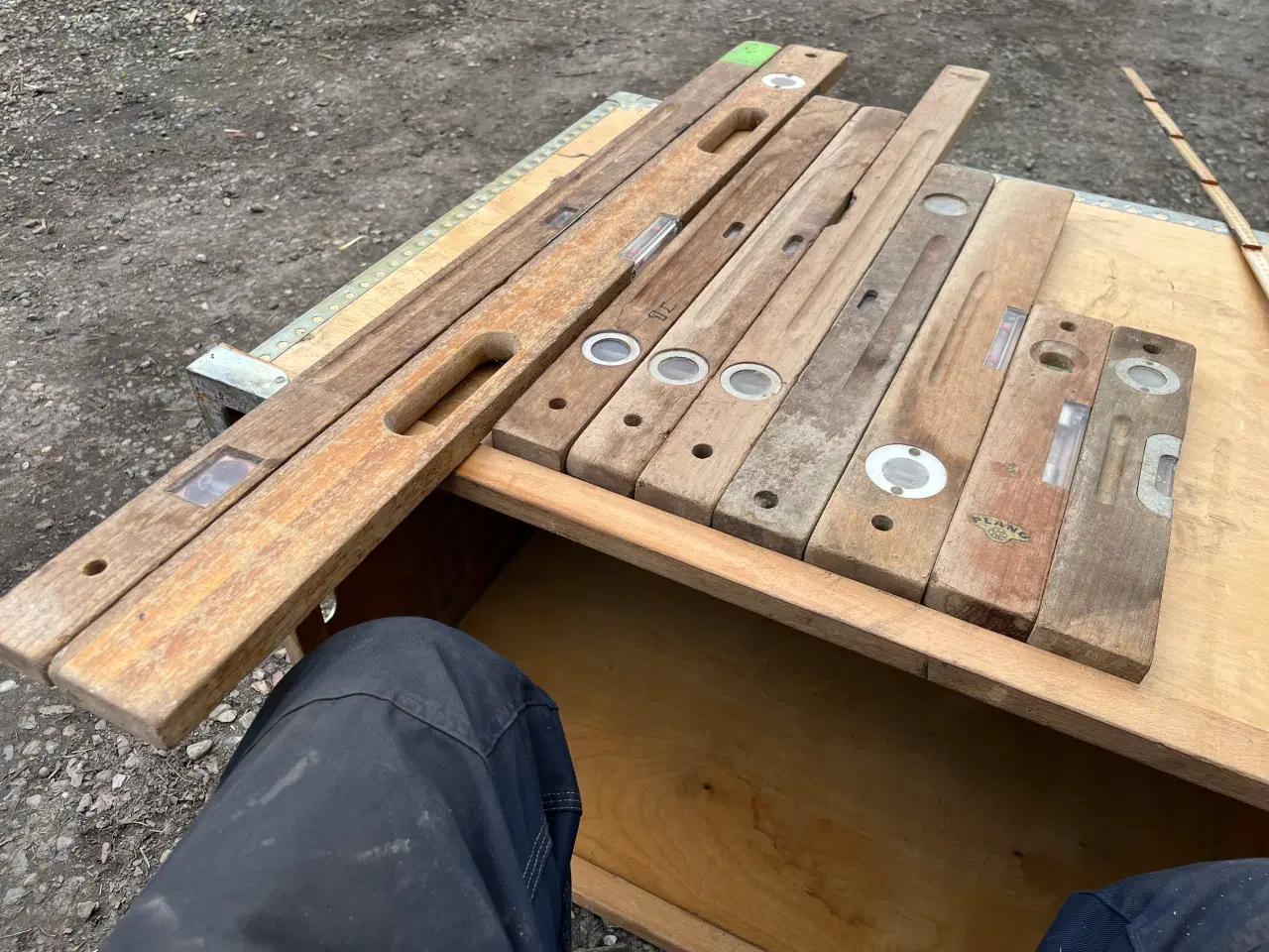 Billede 1 - Samling vaterpas i træ. 