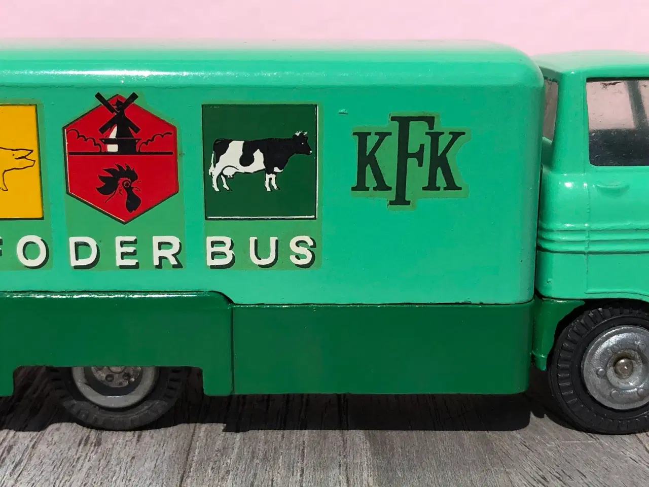 Billede 2 - TEKNO...VOLVO EXPRESS KFK FODERBUS