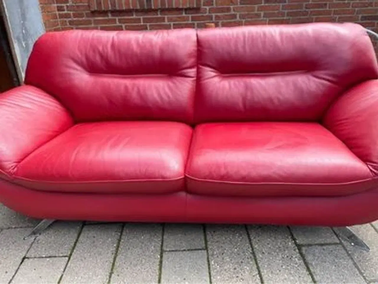 Billede 3 - Flot rød læder sofa 