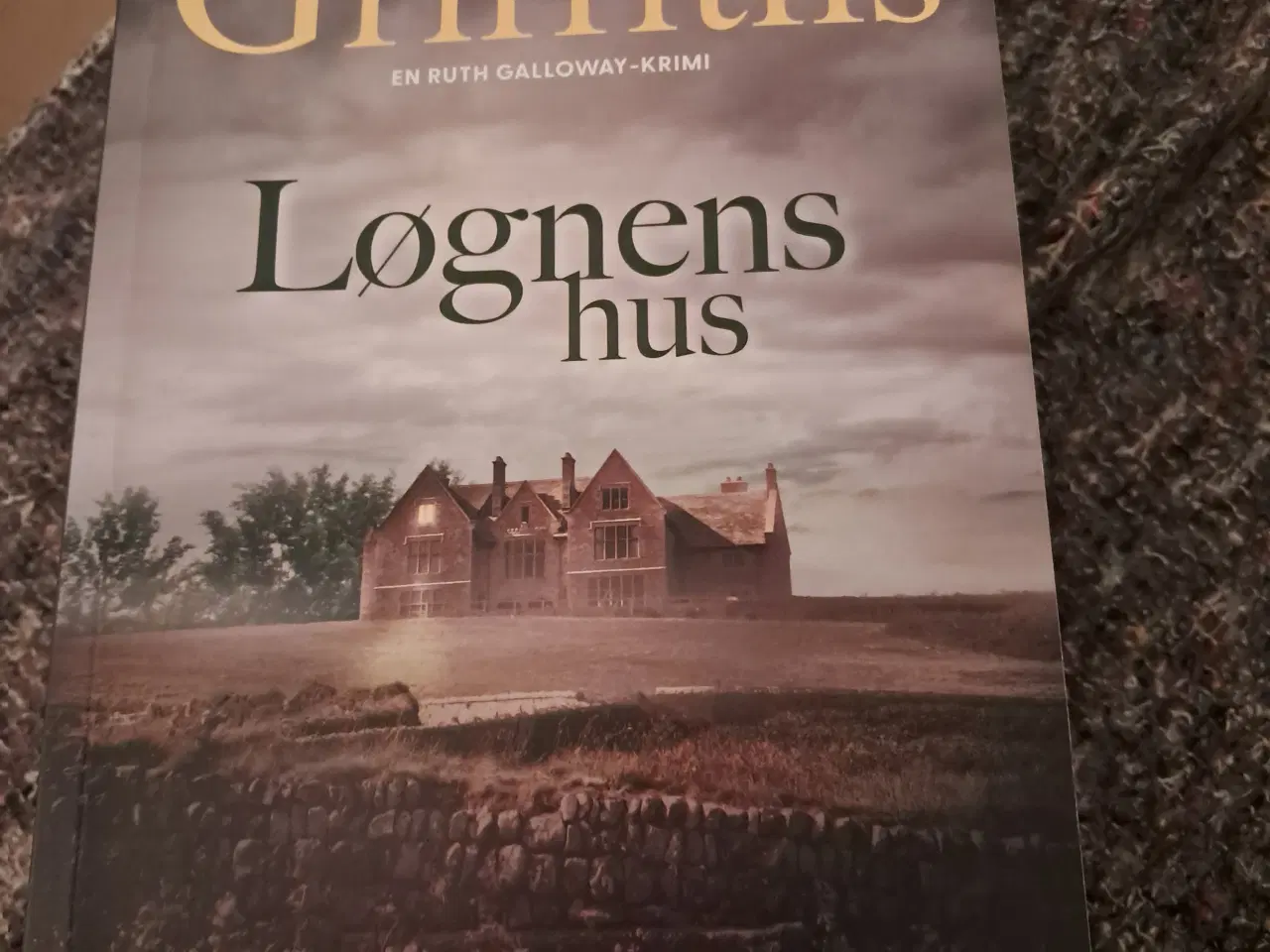 Billede 2 - Forfatter Elly Griffiths