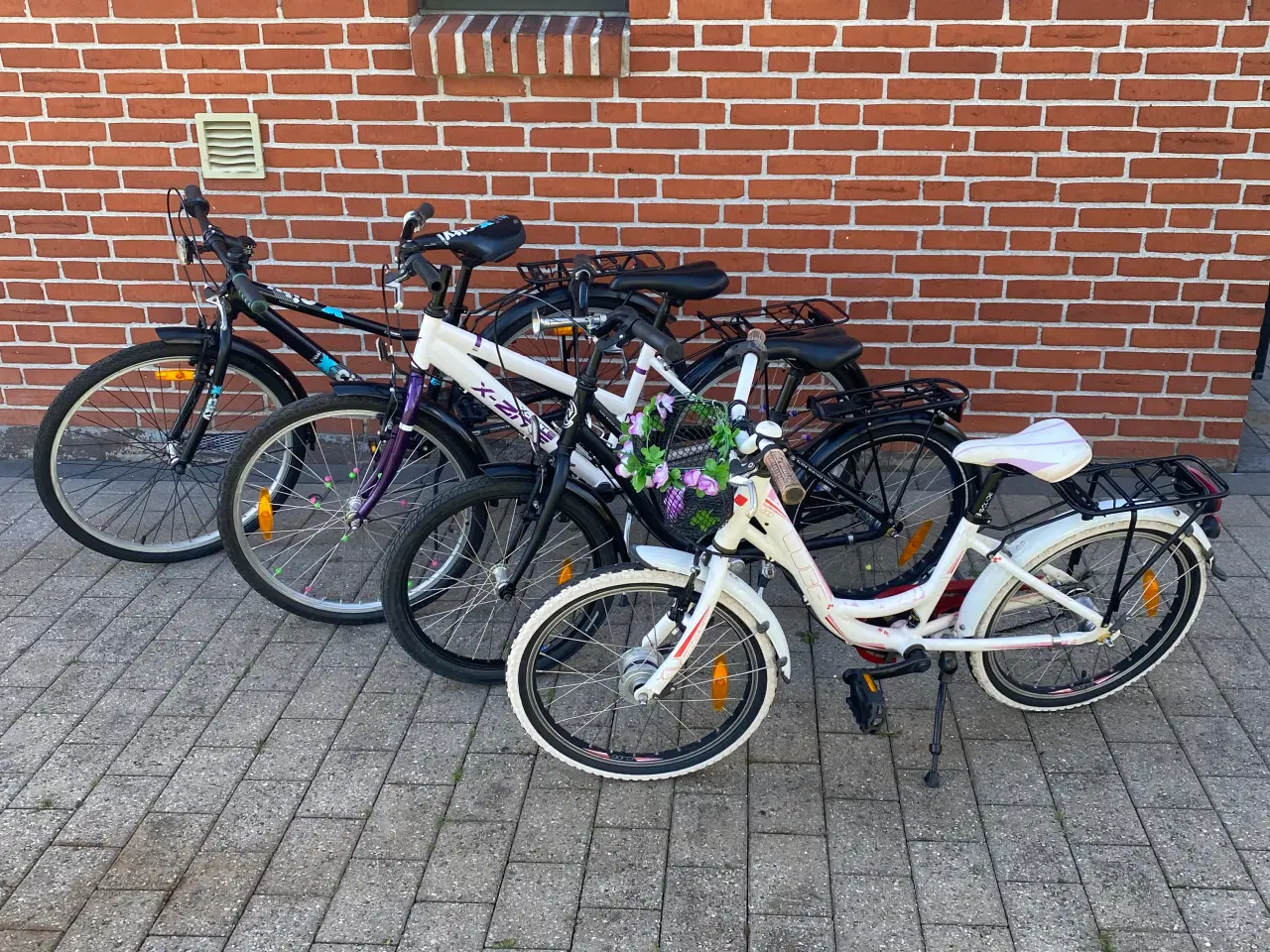 Billede 1 - Pigecykel og Drengecykel 20-24-26