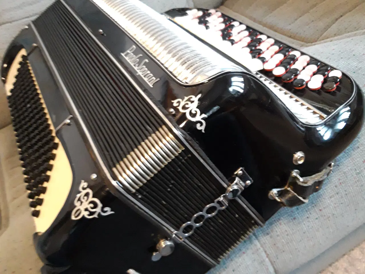 Billede 5 - Sælges : Paolo Soprani 5. rk. knapharmonika.