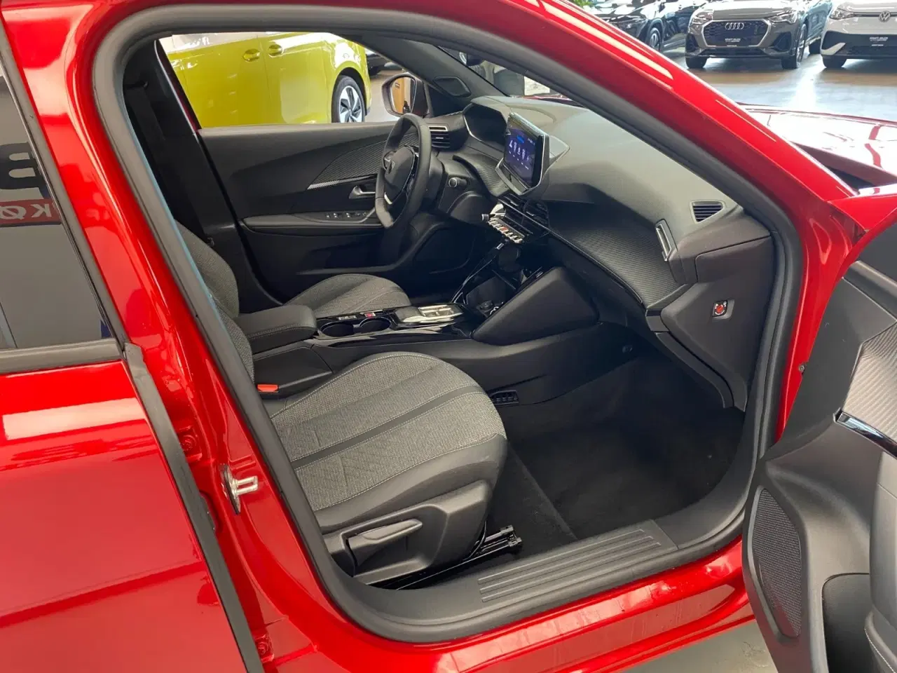 Billede 14 - Peugeot e-2008 54 Allure