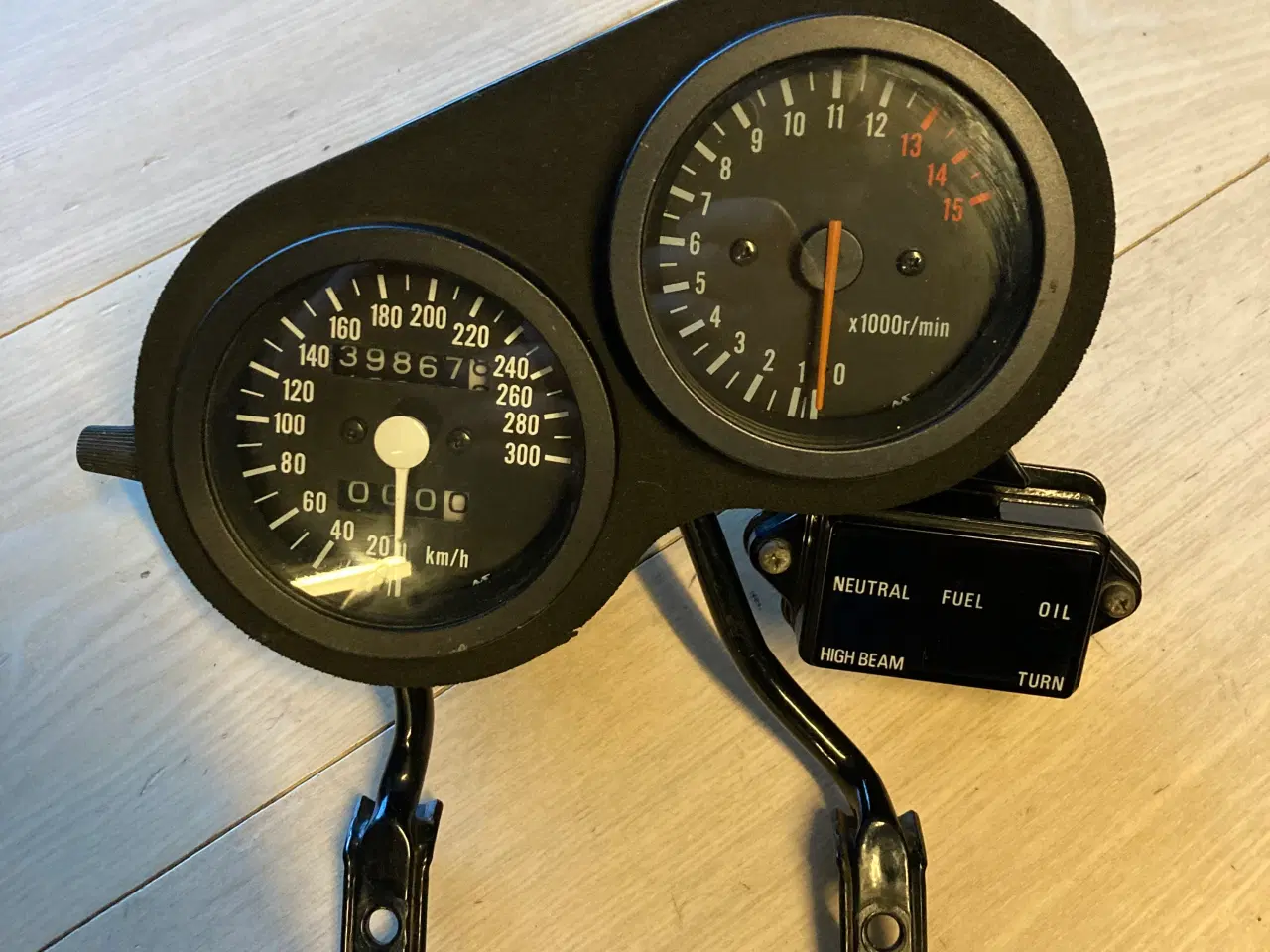 Billede 12 - Speedometer Suzuki GSXR 750 1991