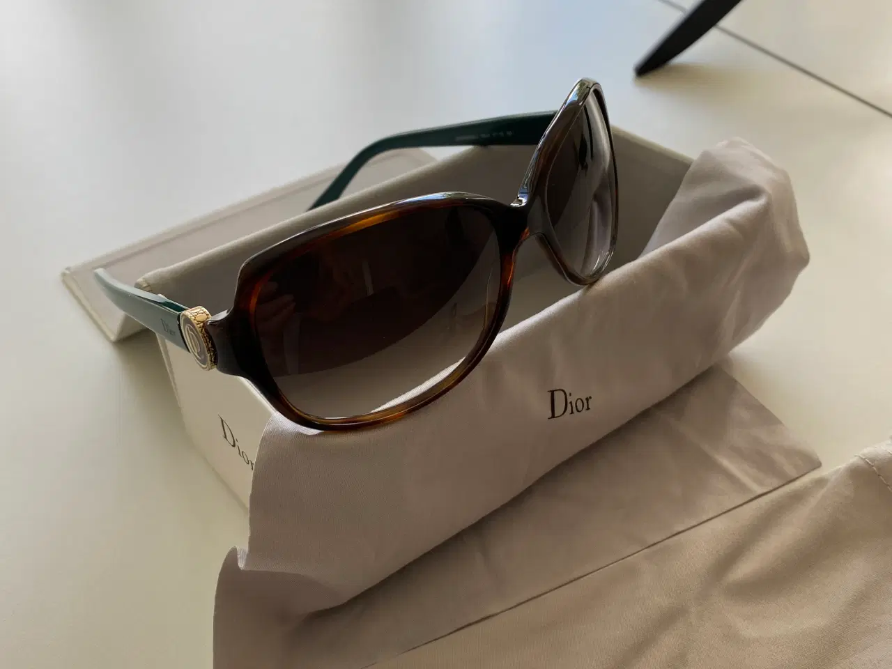 Billede 4 - Dior dame solbriller