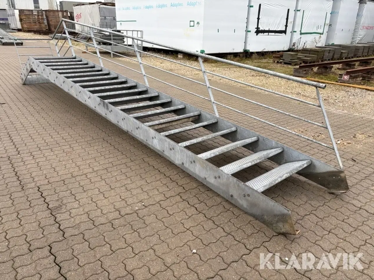 Billede 2 - Trappe med repos