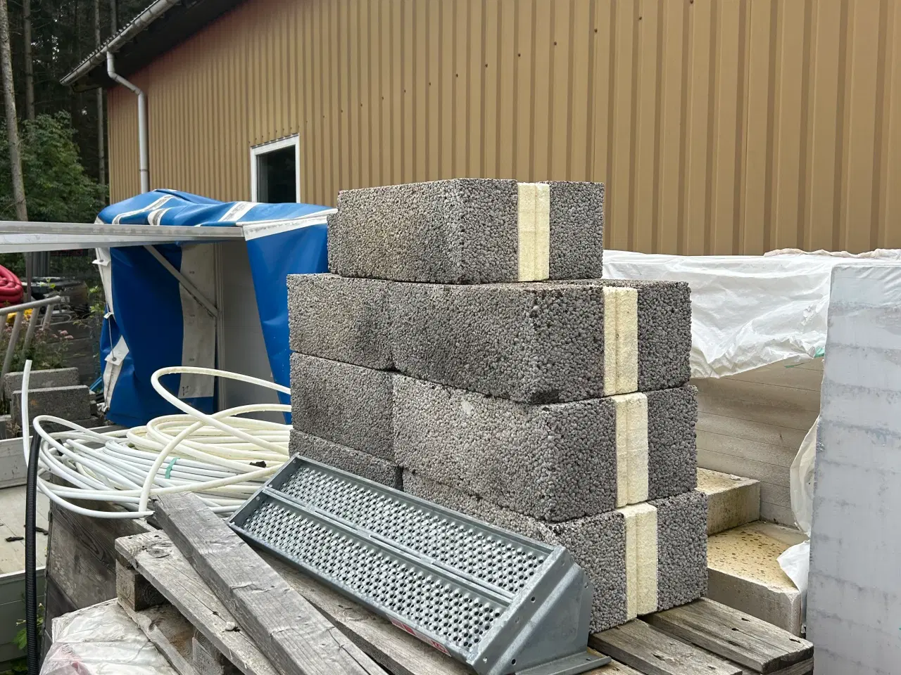 Billede 11 - Forskellige materialer byd 