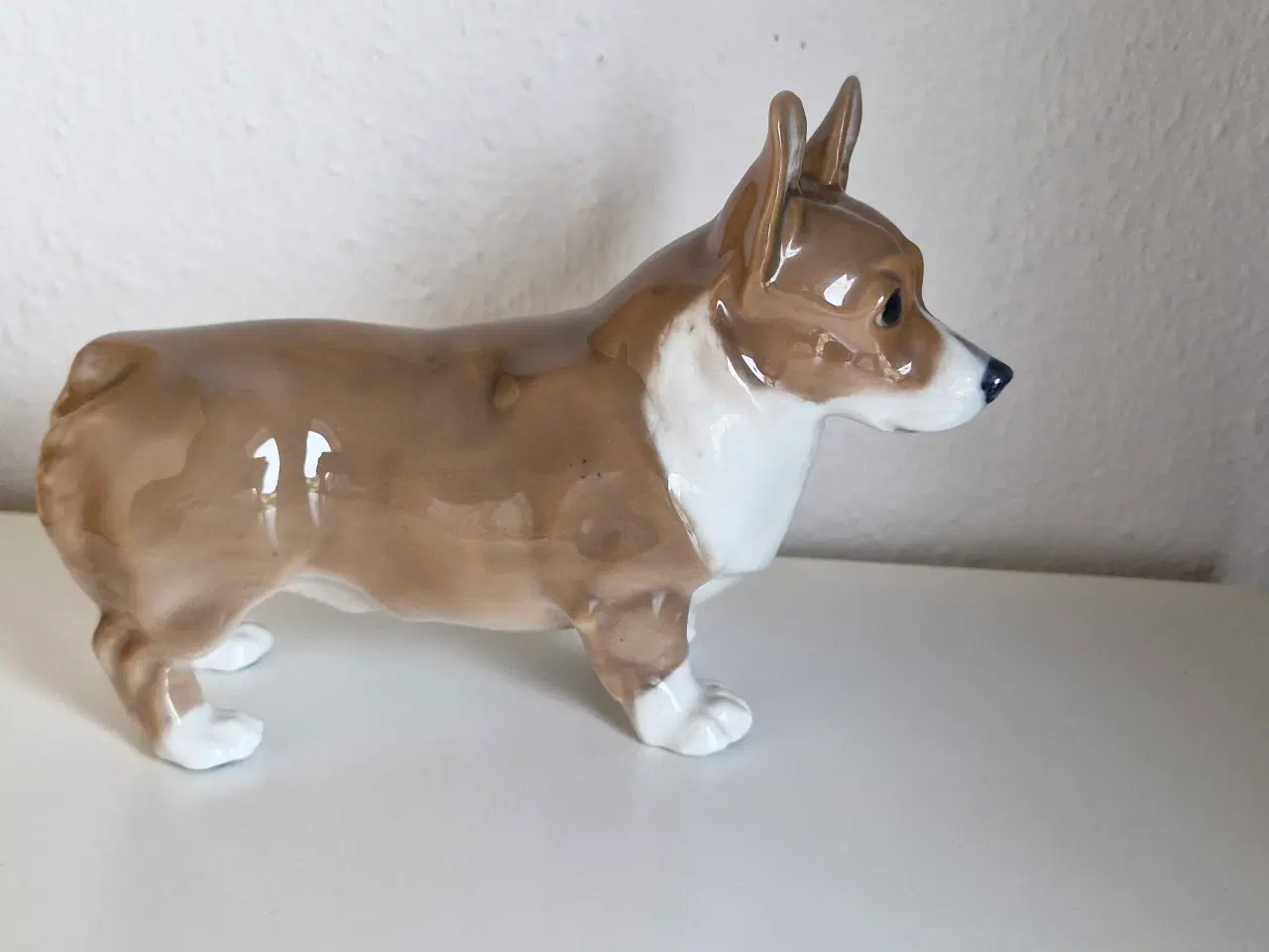 Billede 1 - Royal copenhagen Figur corgi 