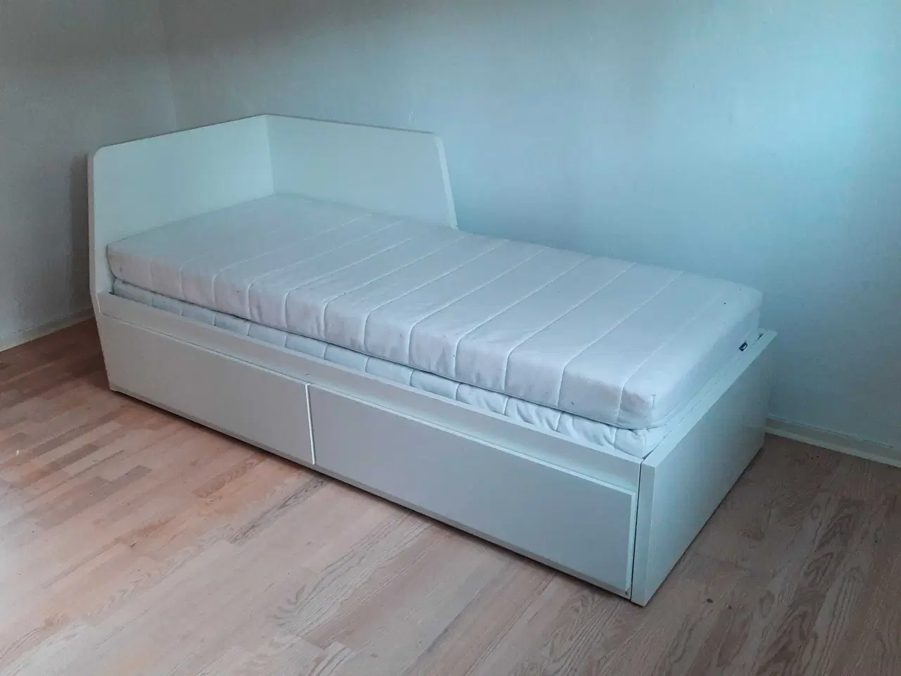 Billede 3 - Gæsteseng/juniorseng