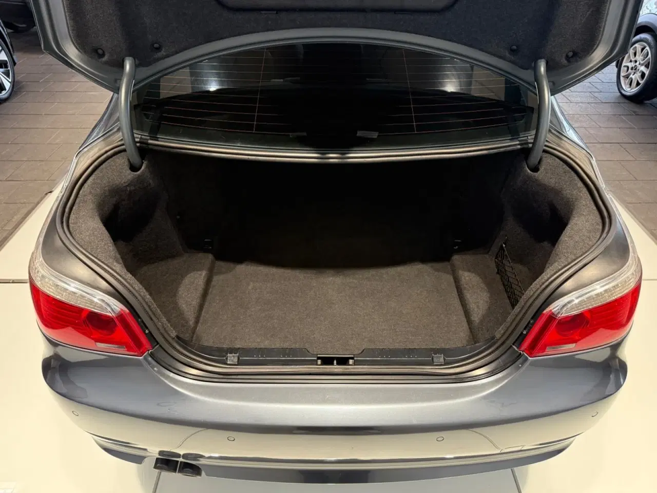 Billede 11 - BMW 530d 3,0 Steptr.