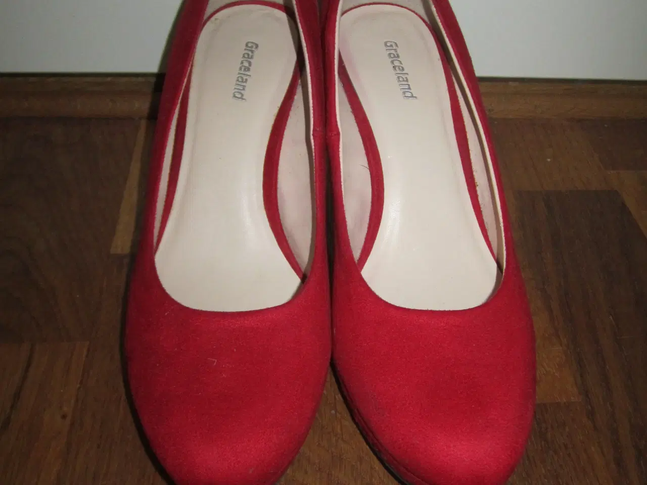 Billede 3 - SMUKKE RØDE STILLETTER.