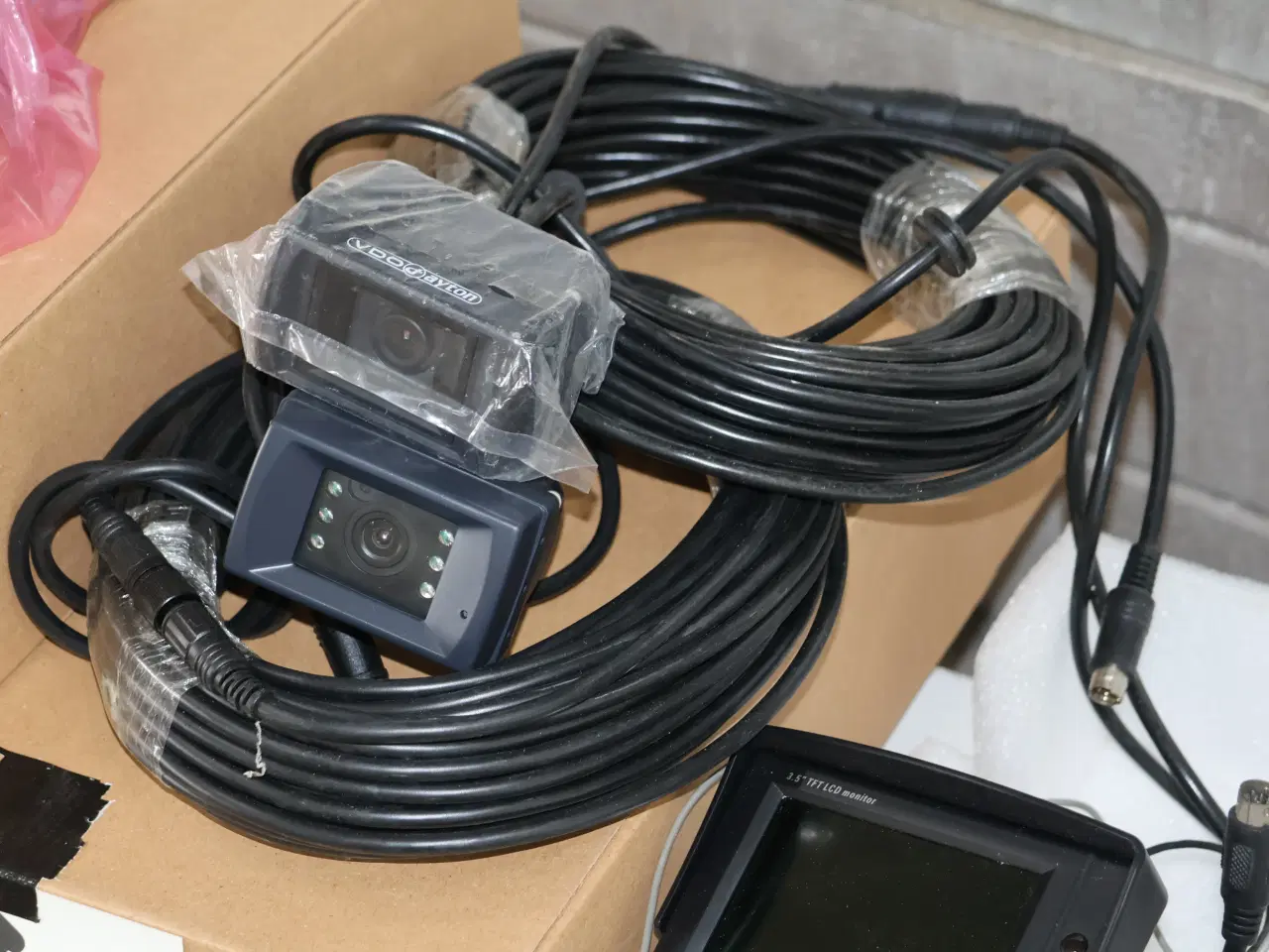 Billede 3 - Bak-kameraer, side-kameraer, navigation, gps.....