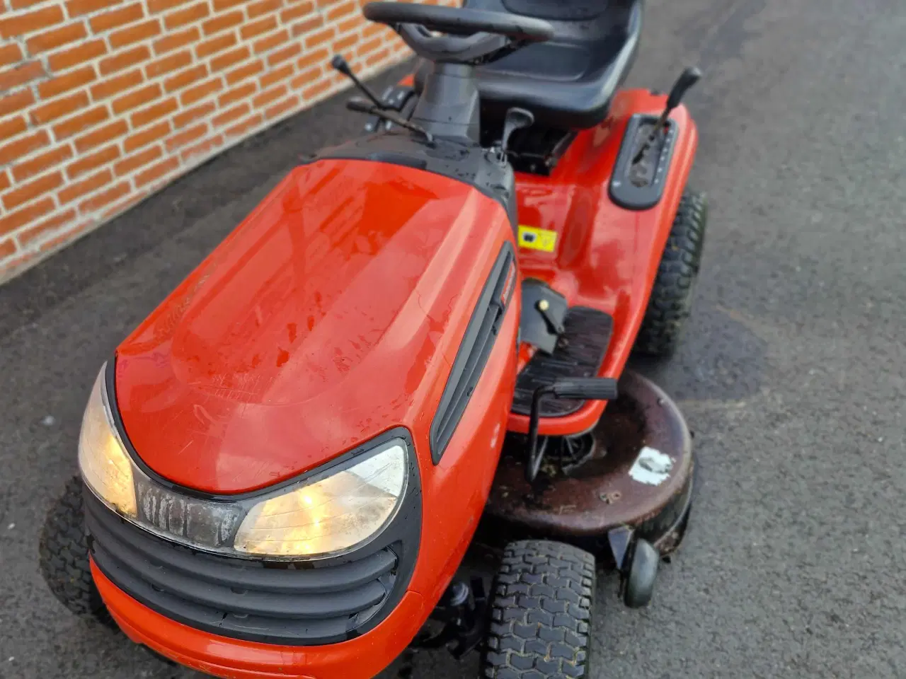 Billede 2 - Jonsered LT2317A Havetraktor (Klargjort) 