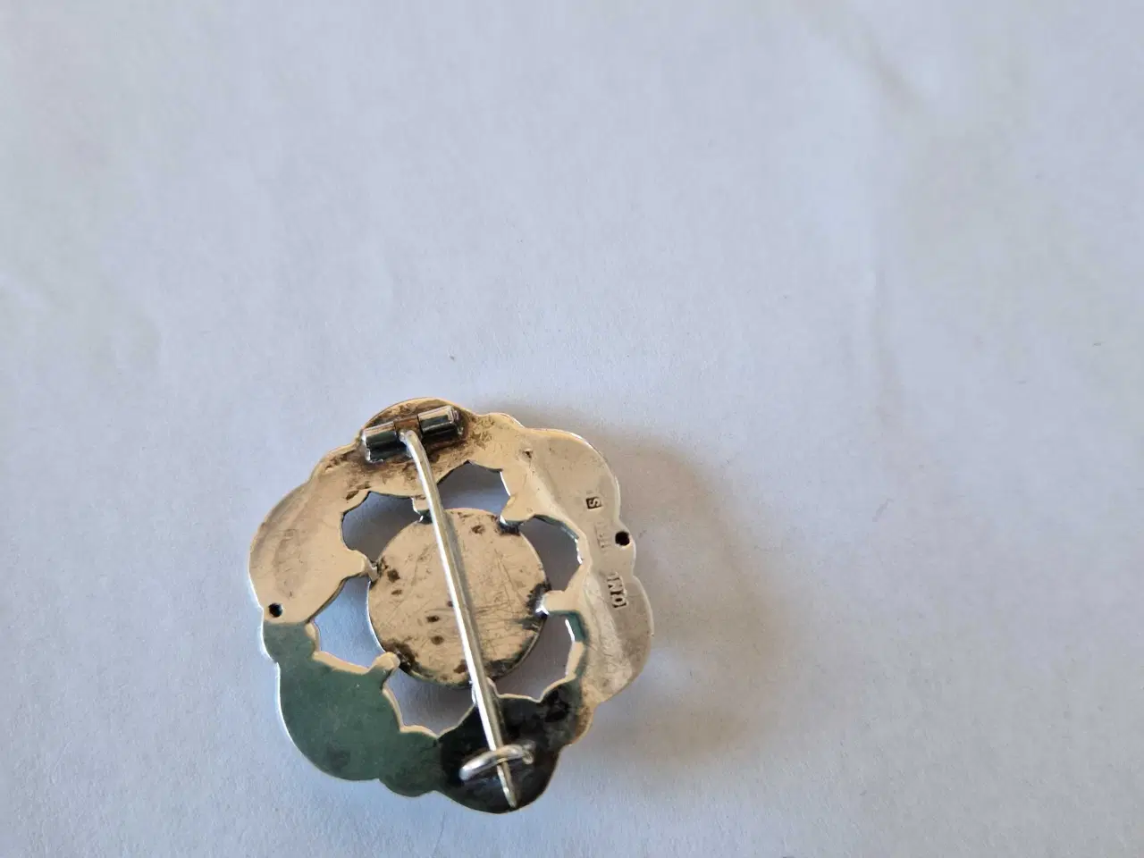 Billede 4 - Antik skønvirke broche I sølv