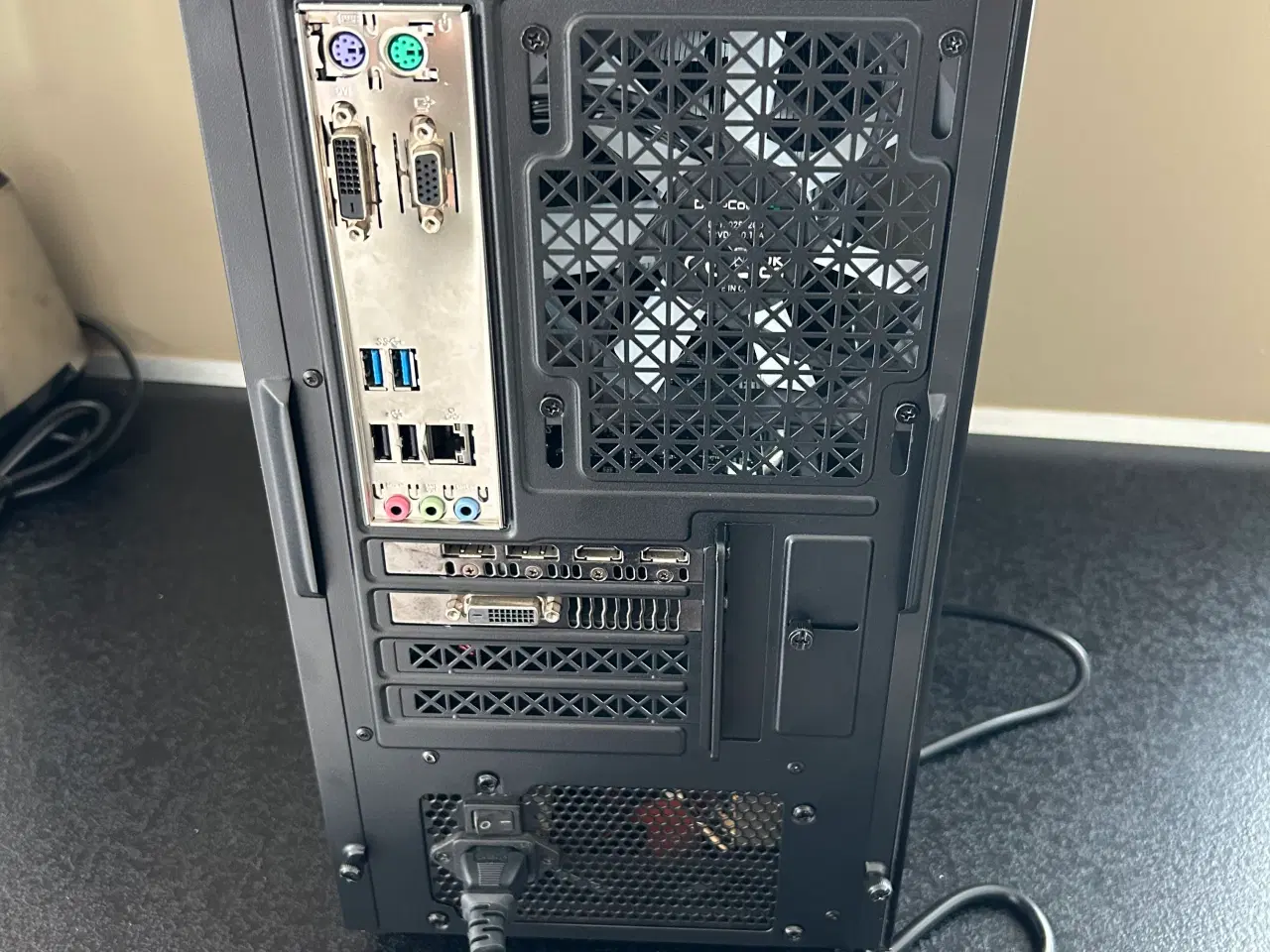 Billede 15 - ✅ Renoveret Gamin-PC – Klar til eSport & RGB-show!