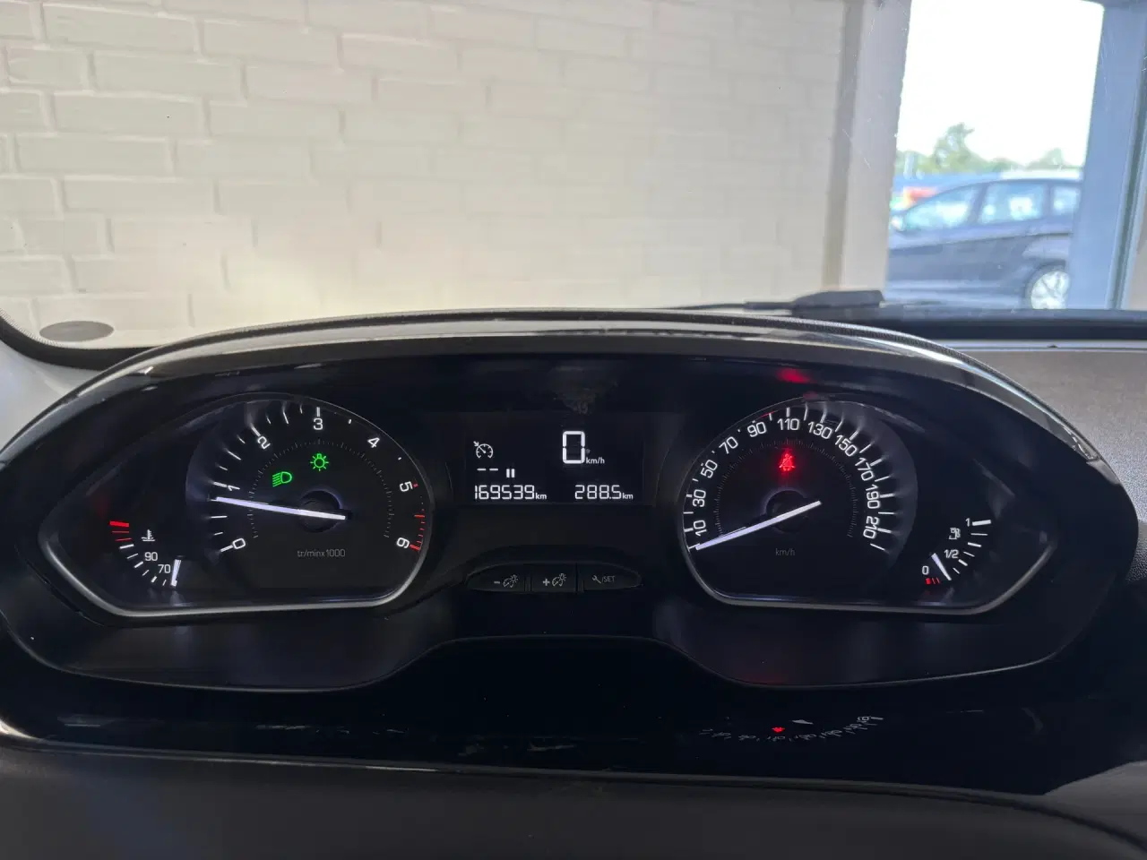 Billede 9 - Peugeot 208 1,6 BlueHDi Envy 100HK 5d