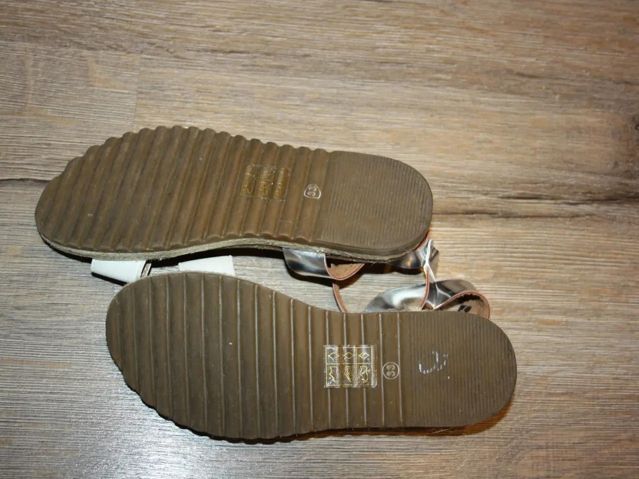 Billede 4 - Helt *NY* sandaler fra Miss Sixty i str. 33