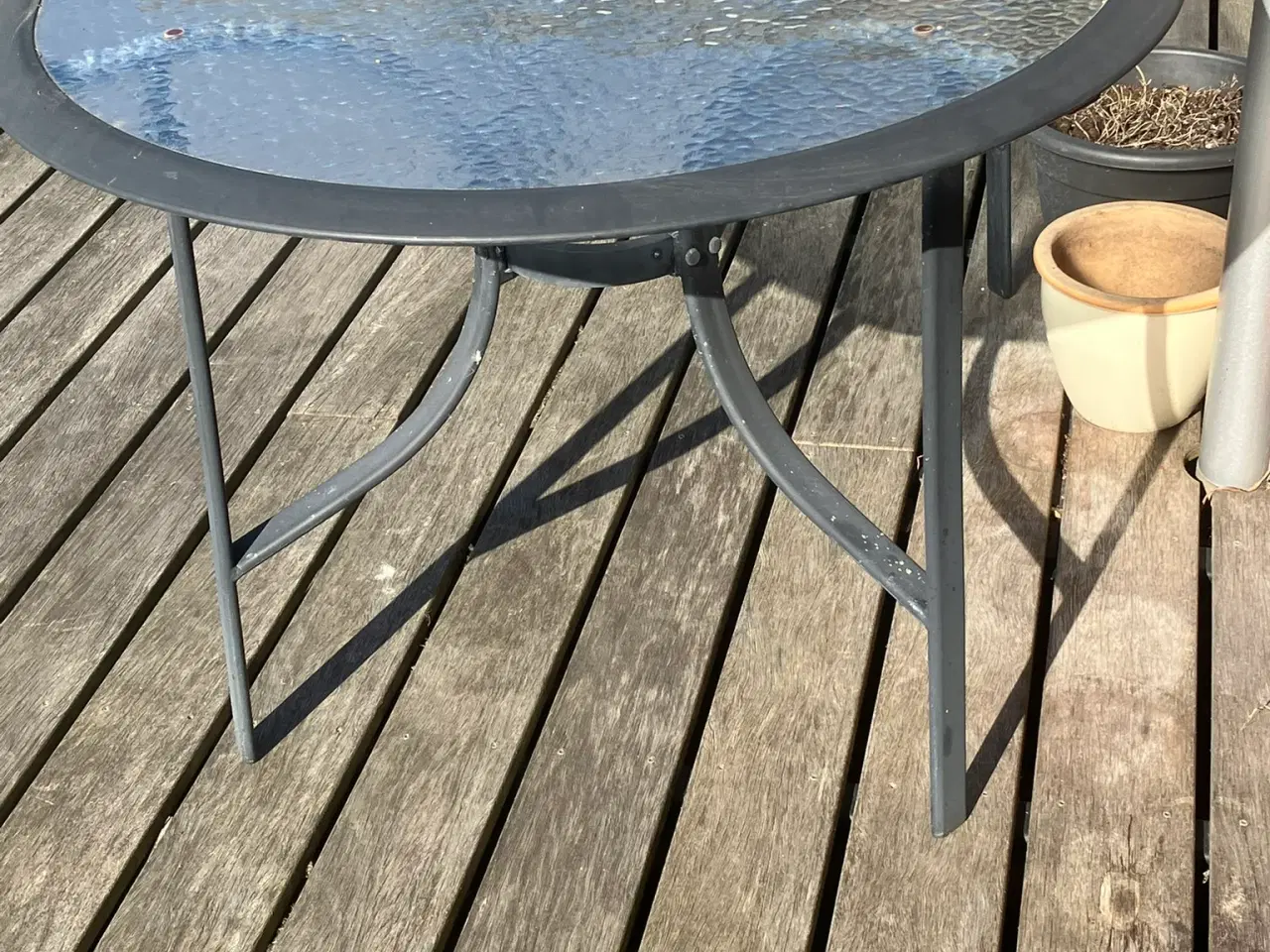 Billede 3 - Bord med 6 stole. Stel i alu pulverlakeret