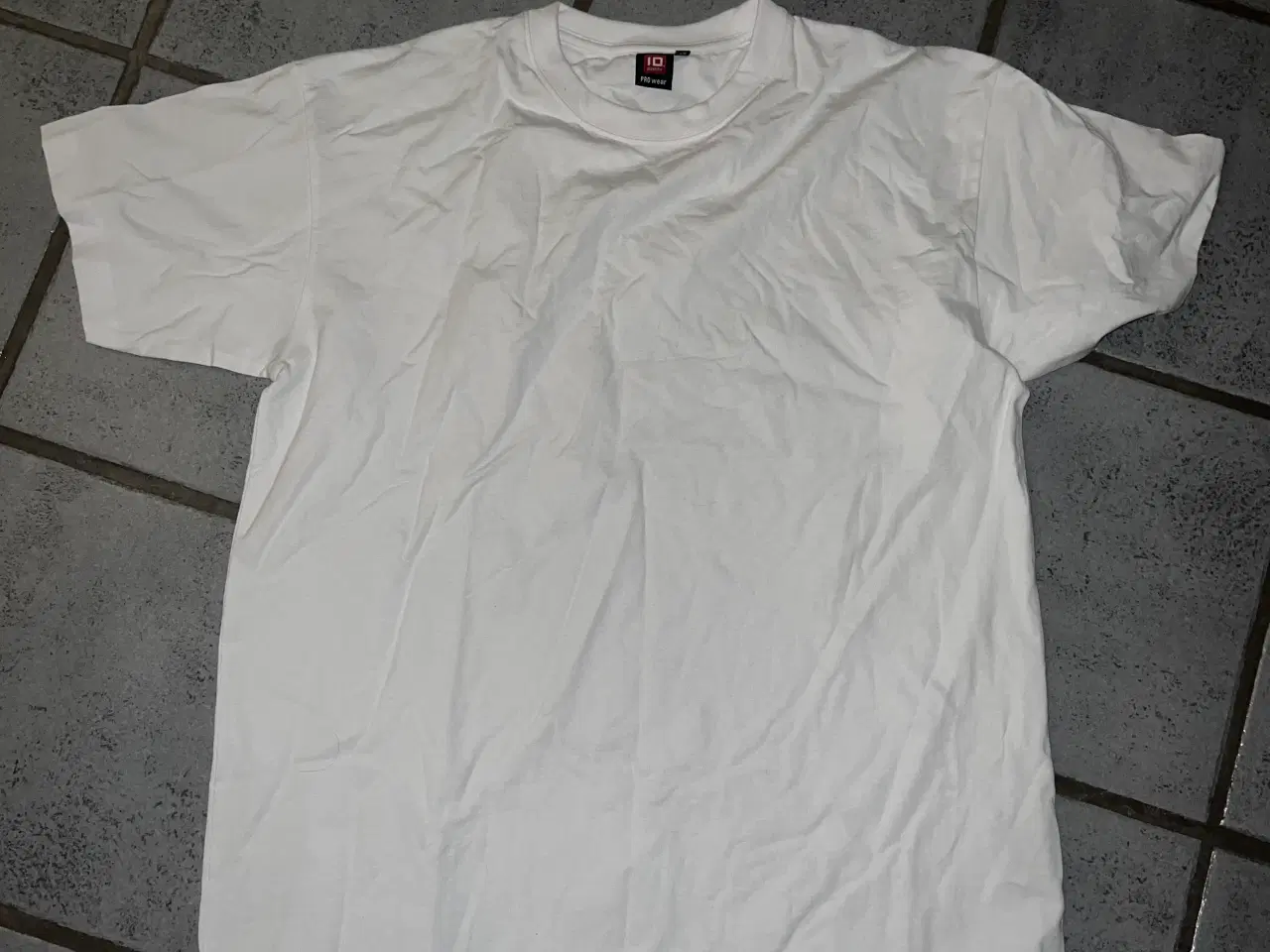 Billede 1 - Hvid t-shirt