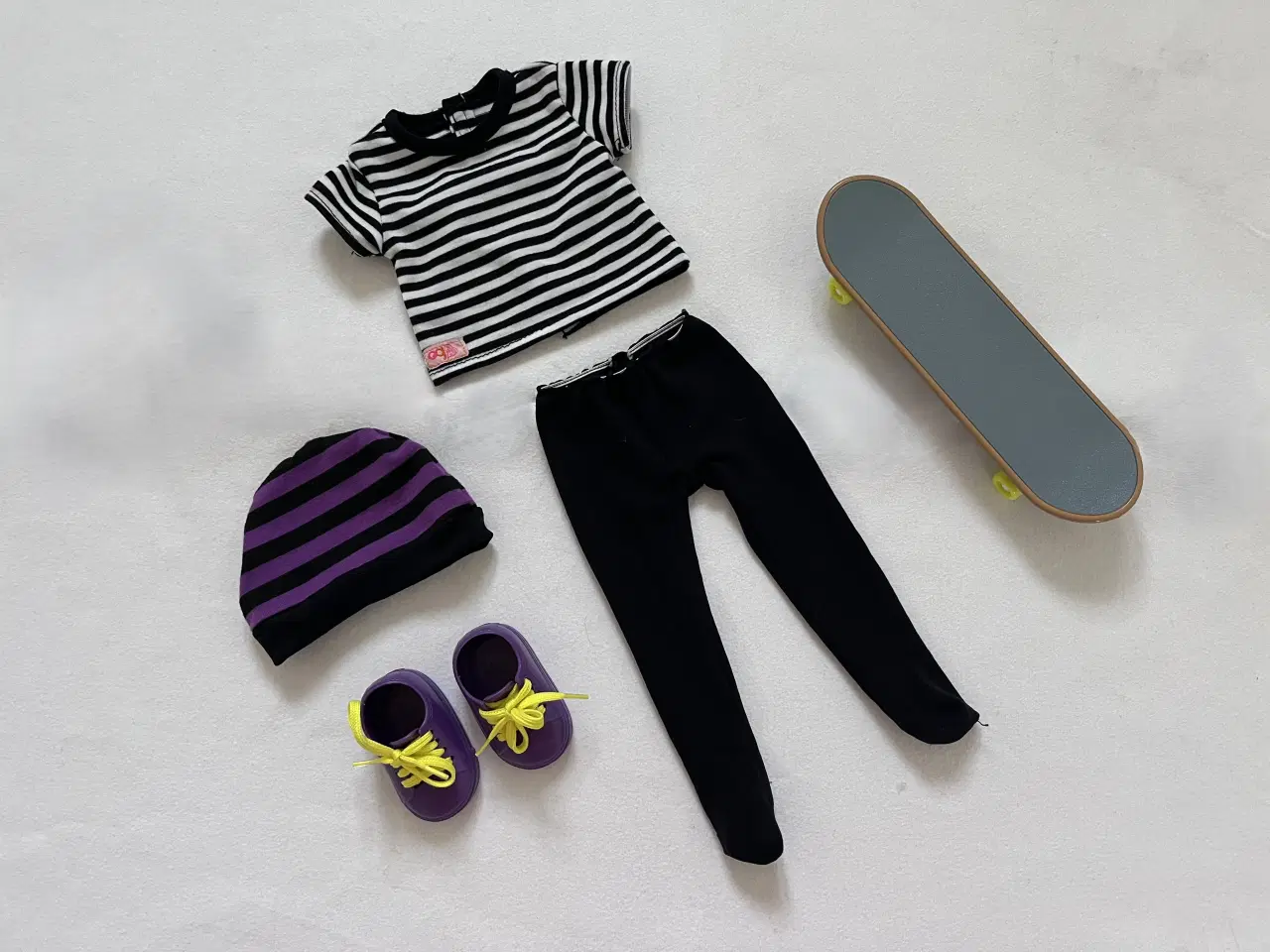 Billede 6 - Our Generation Dukke, Skater dukke.