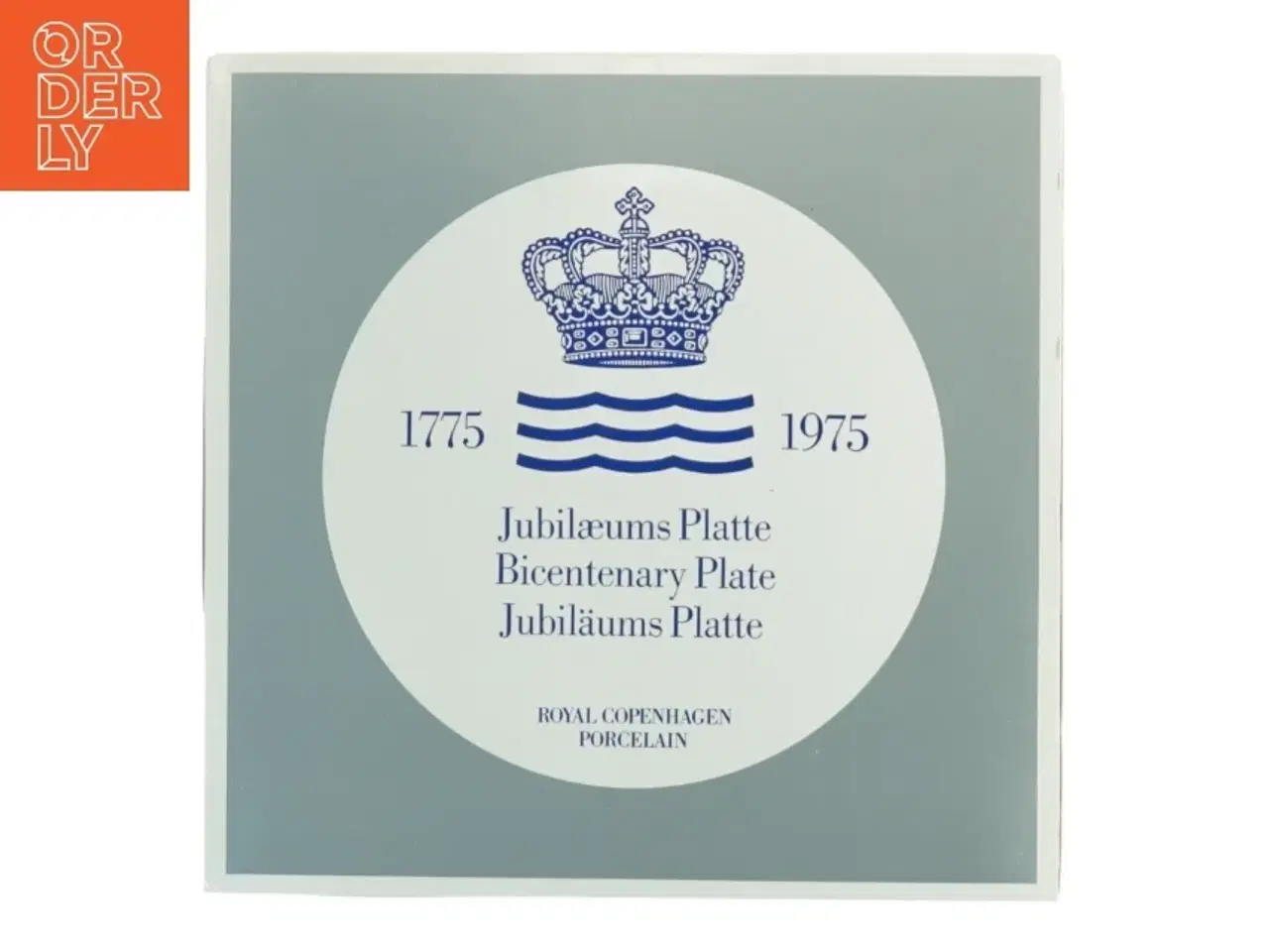 Billede 2 - Royal Copenhagen Jubilæumsplatte fra Royal Copenhagen (str. Diameter 18 cm)