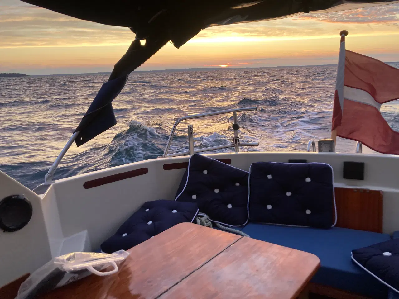 Billede 12 - Sejlklar Saga 24 - ferskvandskølet motor