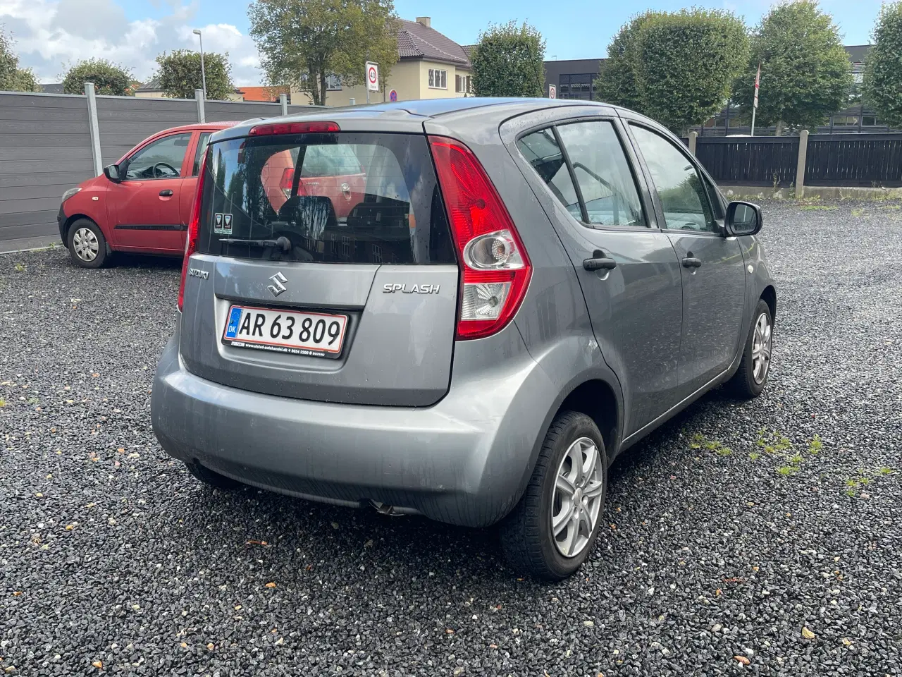 Billede 2 - Suzuki Splash 1.0 Årg 2010 5-dørs 
