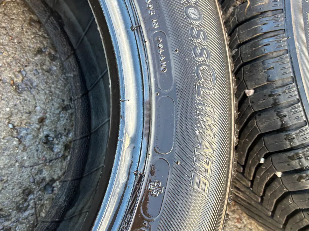 Billede 3 - 2 Kvalitets helårsdæk med masser af mønster