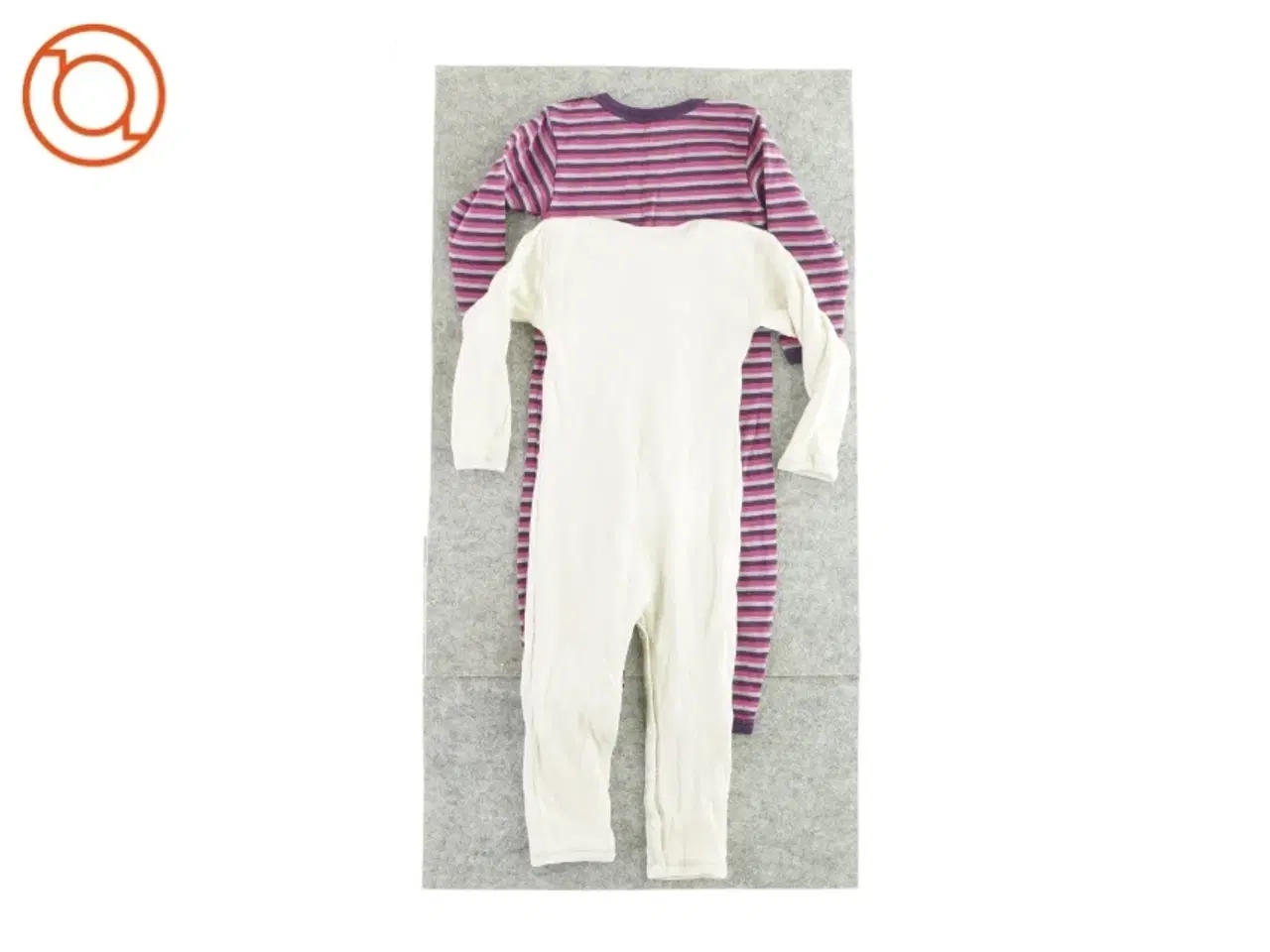 Billede 2 - Heldragt (2 stk) (str. 86)