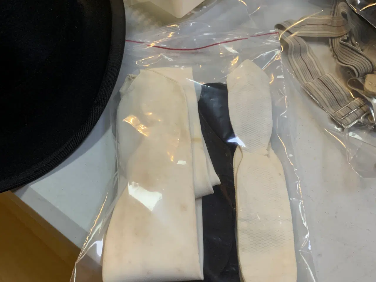 Billede 3 - Høj hat størrelse 60