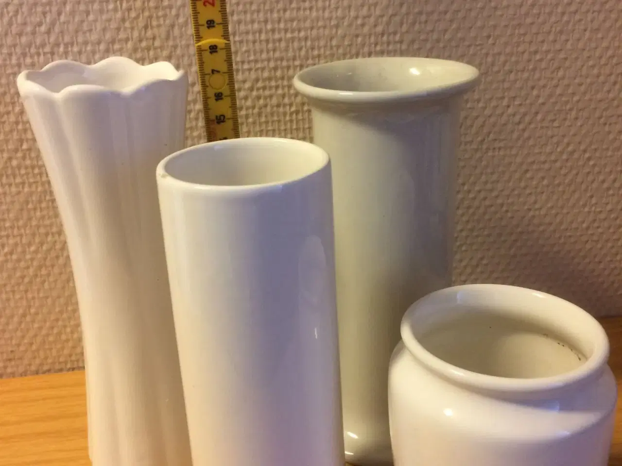 Billede 1 - Vaser i hvid porcelæn