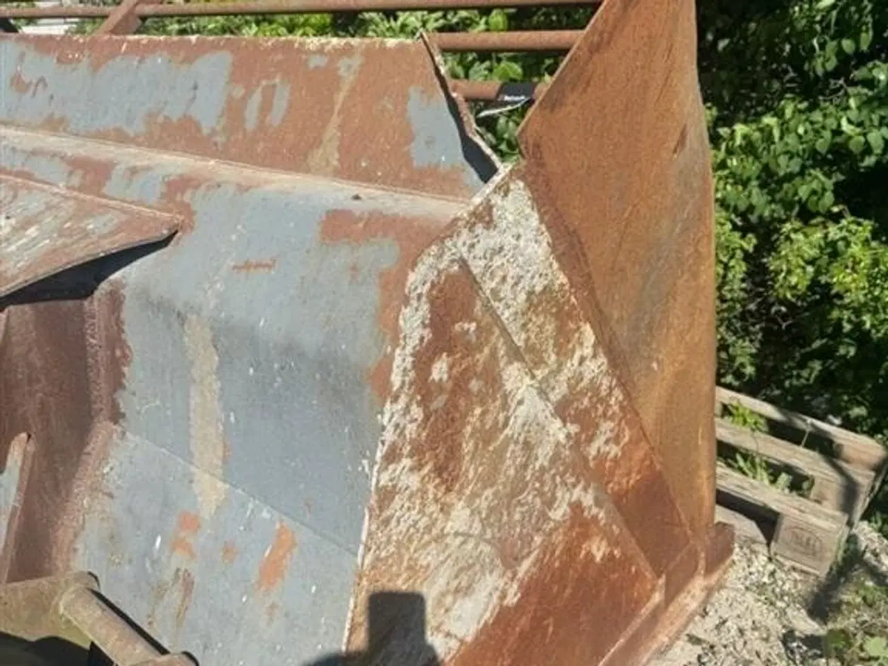 Billede 2 - Volvo Læsseskovl med Volvo beslag og skær