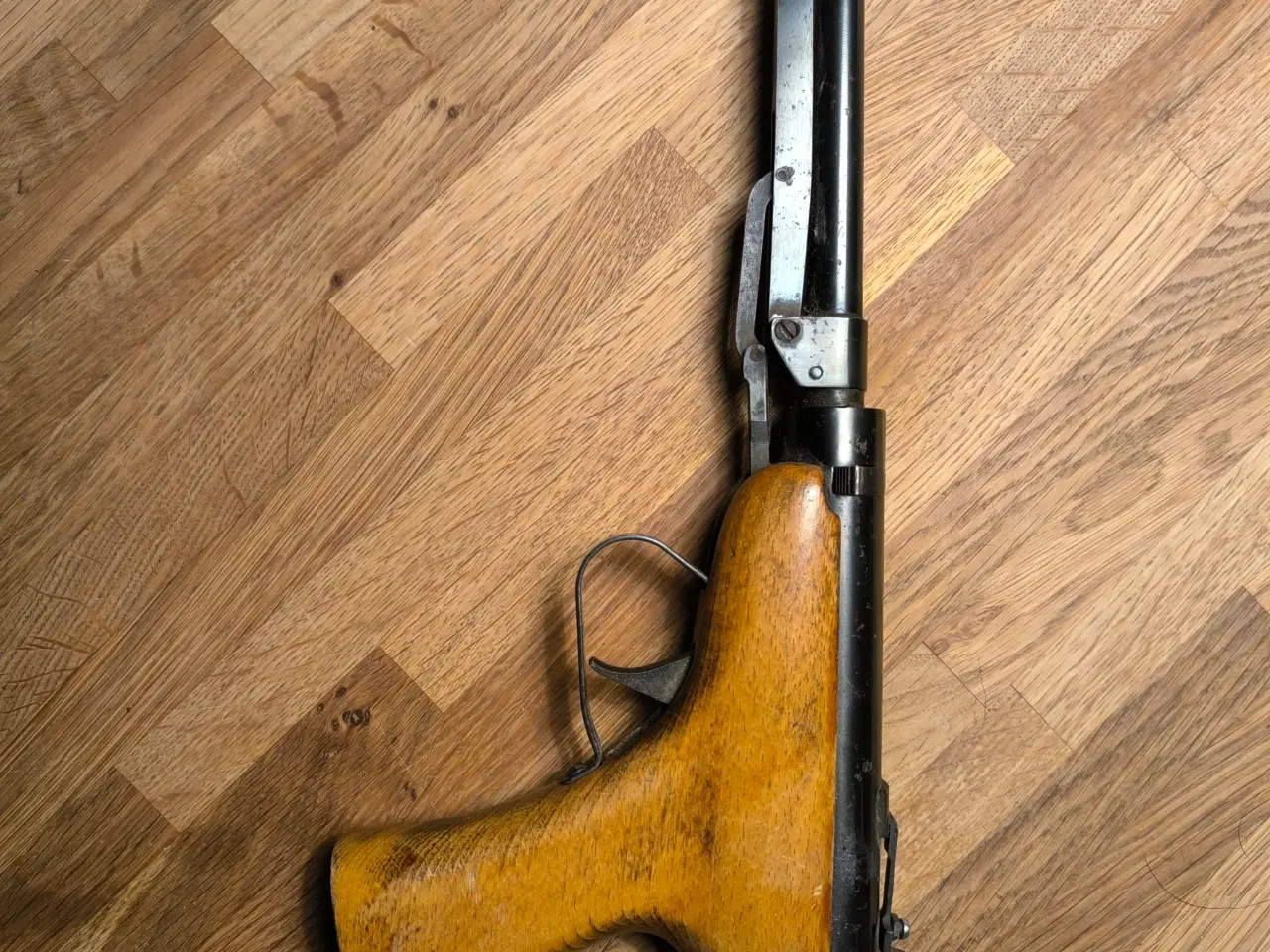 Billede 1 - LUFTPISTOL, 4,5 mm, Stiga, "Zenit"