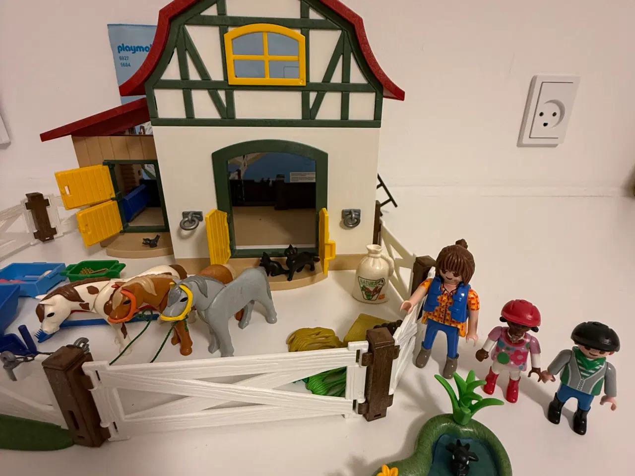 Billede 4 - Playmobil - Stald