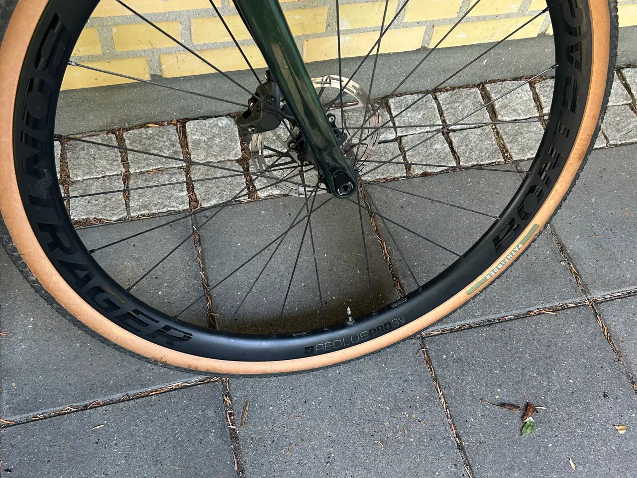 Billede 1 - Aeolus Pro 3v forhjul