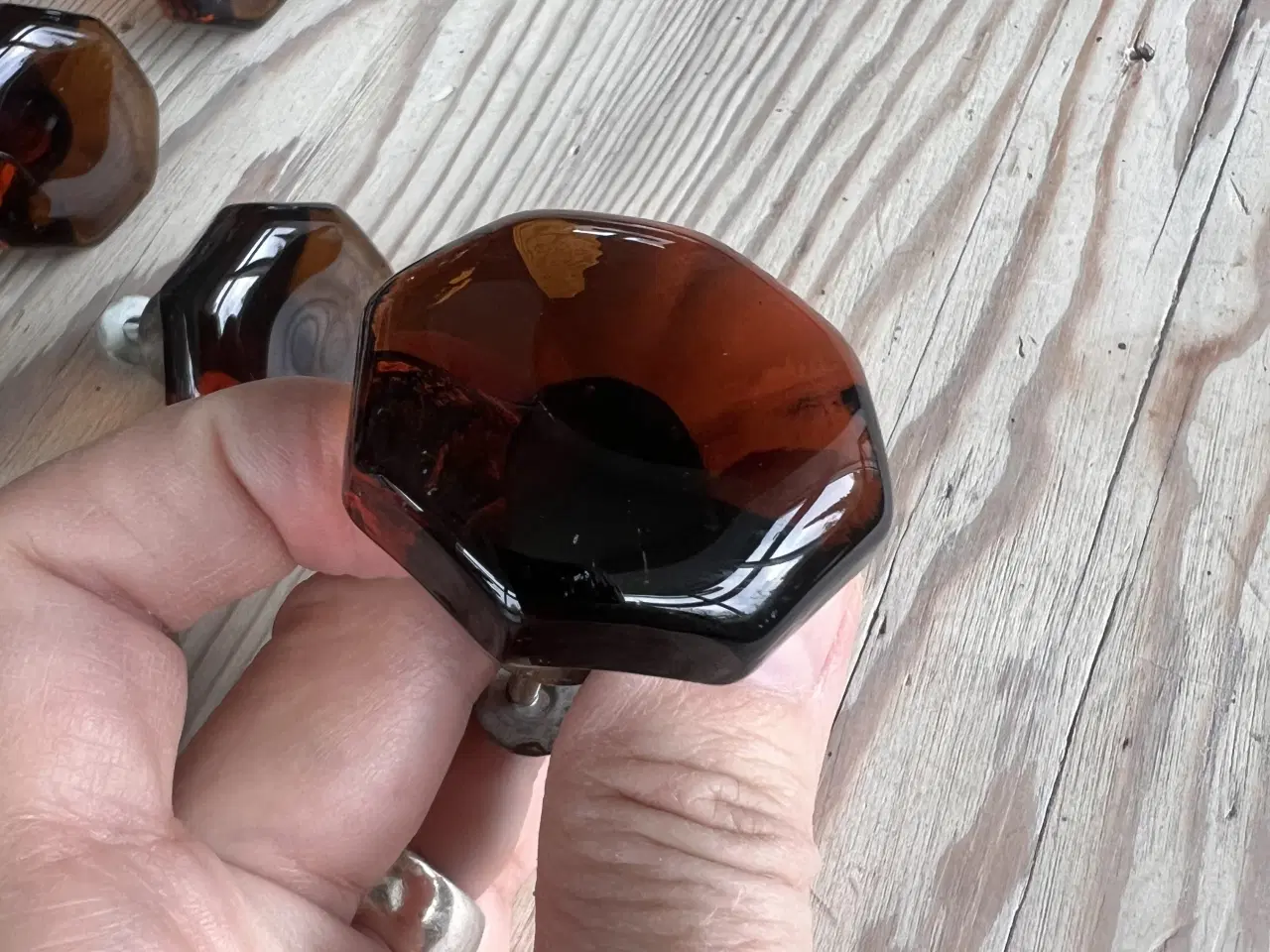 Billede 4 - 10 Vintage glasknopper med messing 