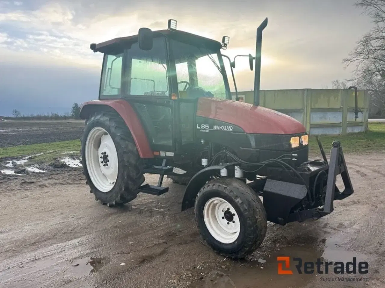 Billede 3 - New Holland L75 med kost