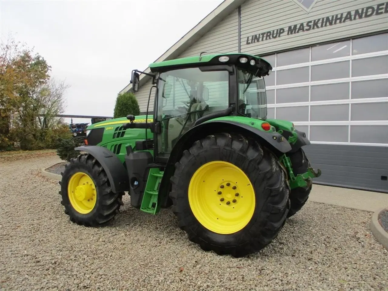 Billede 17 - John Deere 6135R Krybegear, TLS Affjedret foraksel og affjedret kabine