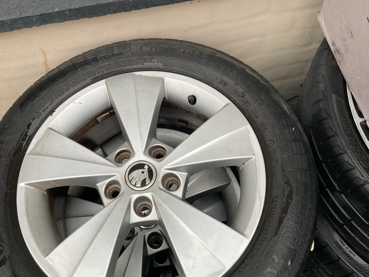 Billede 1 - 4 stk. originale Skoda alufælge